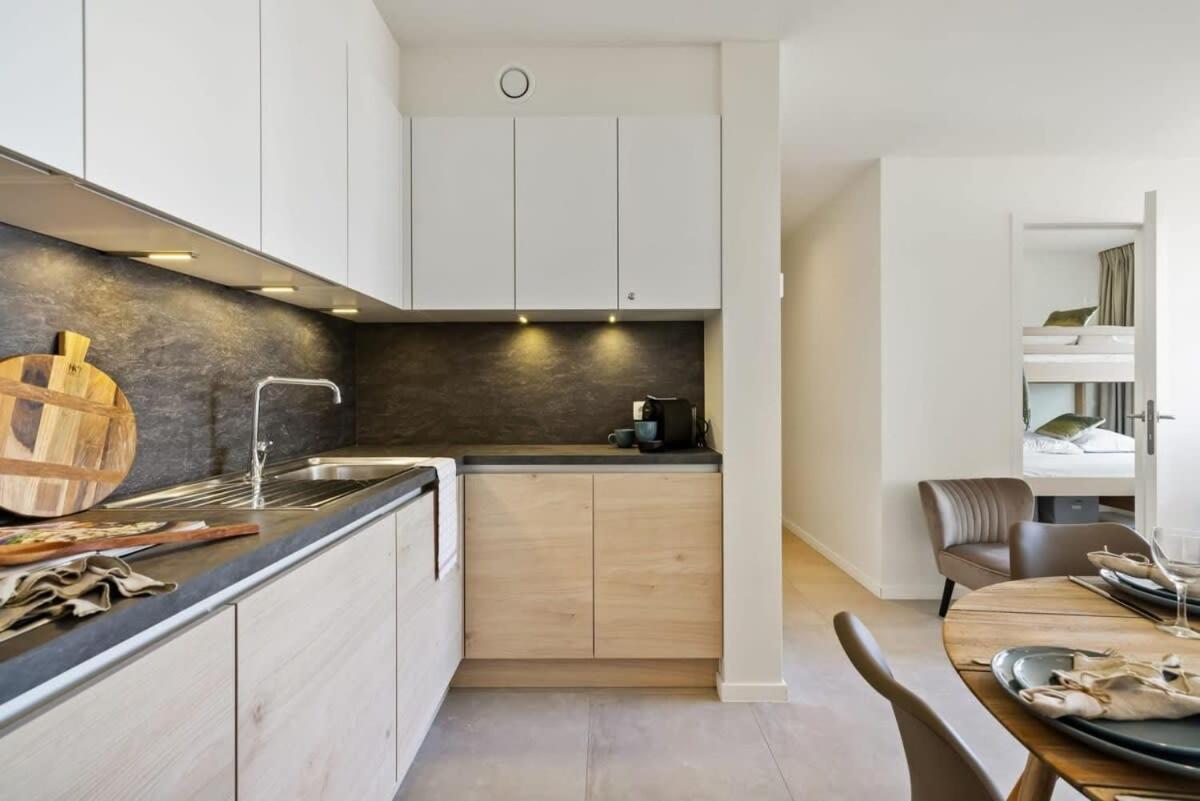 Huswell - Apartment With Natural Swimming Pool Middelkerke Exterior photo